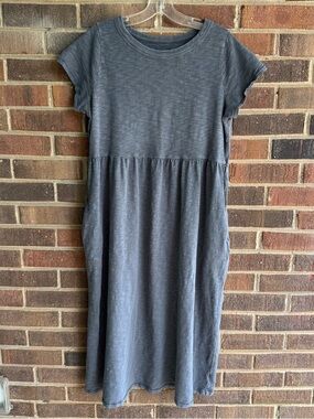 Casual Short Sleeve Midi tshirt Dress in Heather Slate size M